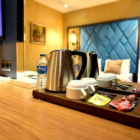 Inan Kardesler & / Huseyin Inan Hotel